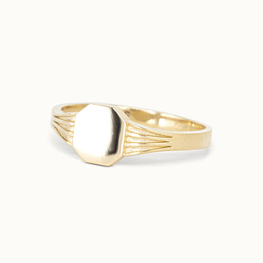 Gedetaileerde Pink Zegelring