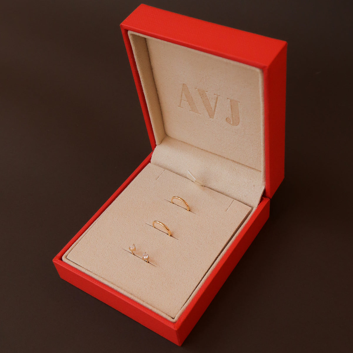 Classic Huggies 10 mm + Diamond Studs Set