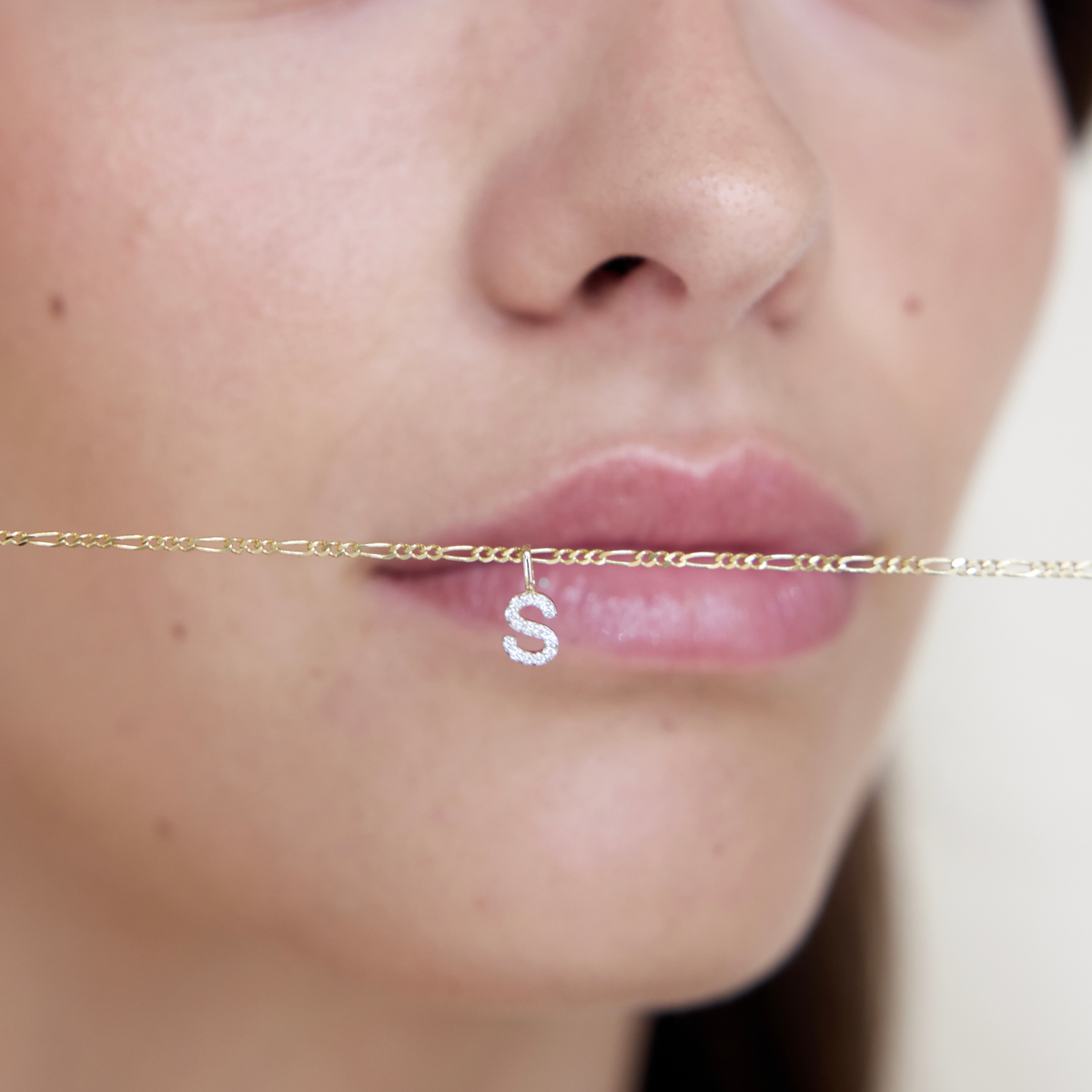 Letter Diamant Hanger