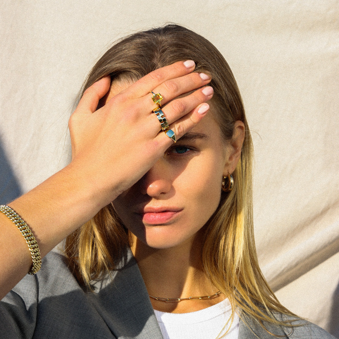 Julia | AVJ Pink Zegel Vierkant