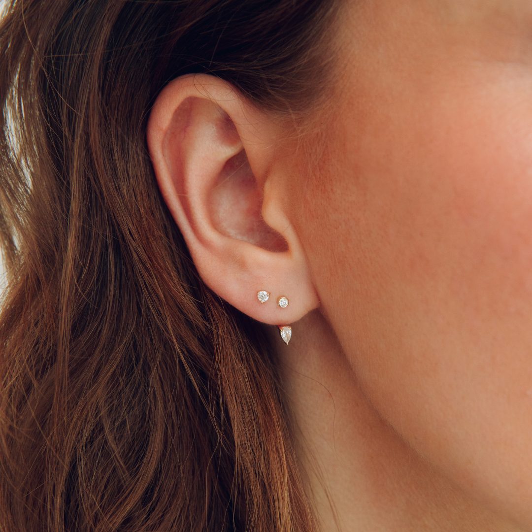 Glint Pear Half Hoop