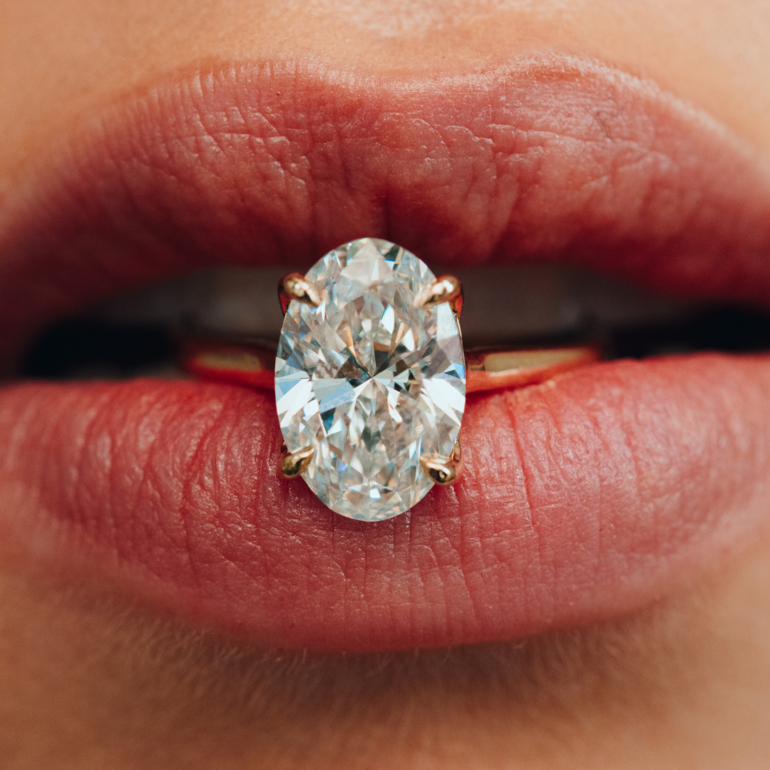 Ovaal Geslepen 3 ct Ring