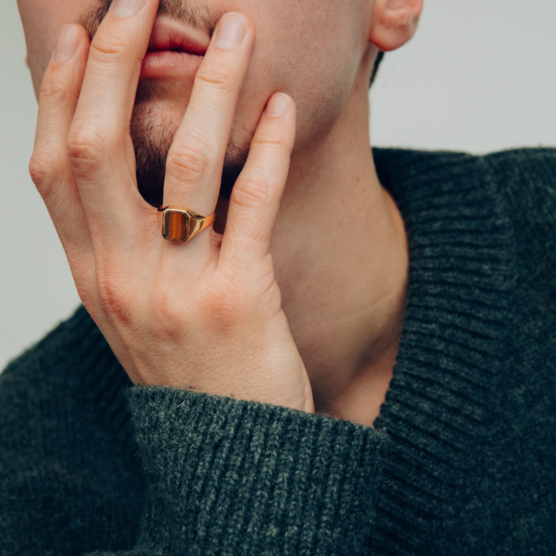 Johnny Tiger Eye Zegel