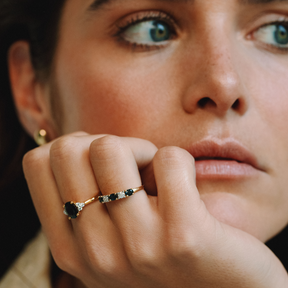 Noble Saffier & Diamant ring