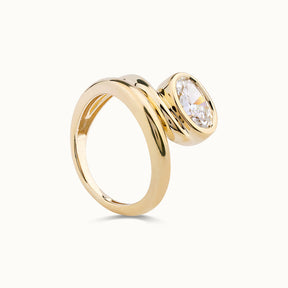 Camille Wavy Oval Ring