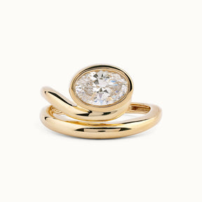 Camille Wavy Oval Ring