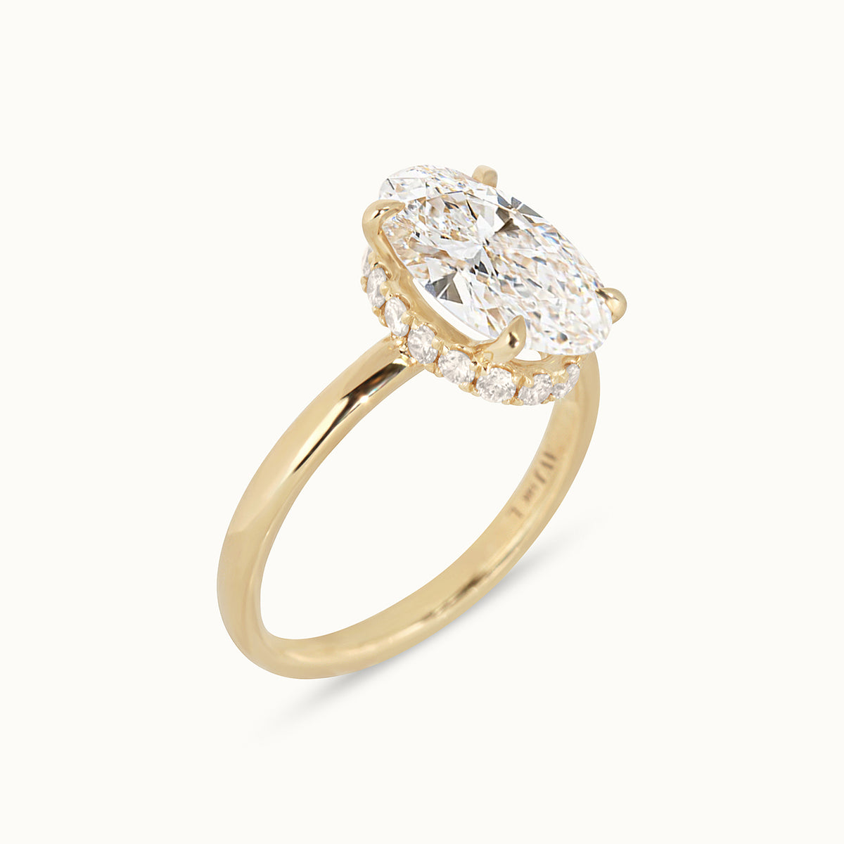 Ovaal Geslepen 3 ct met Hidden Halo