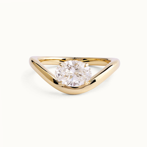 Josephine Wavy Oval Ring