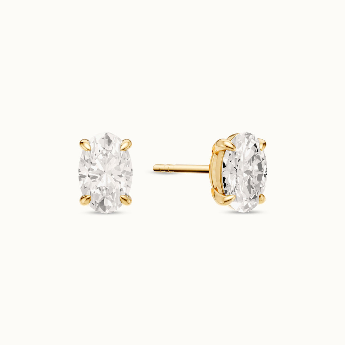 Ovaal Stud 0.5 ct