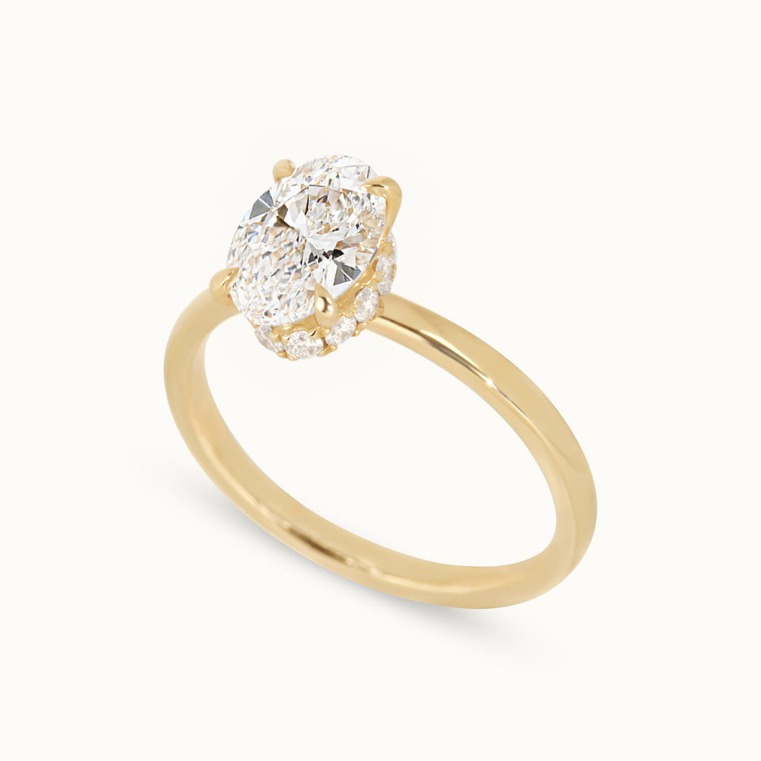 Oval Cut 1.5 ct with Hidden Halo