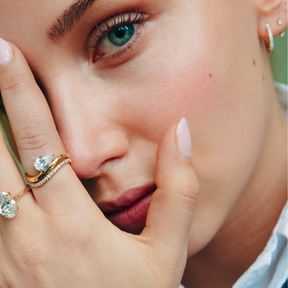 Sophia Wavy Eternity Ring