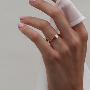 Oval Cut 0.3 ct Ring