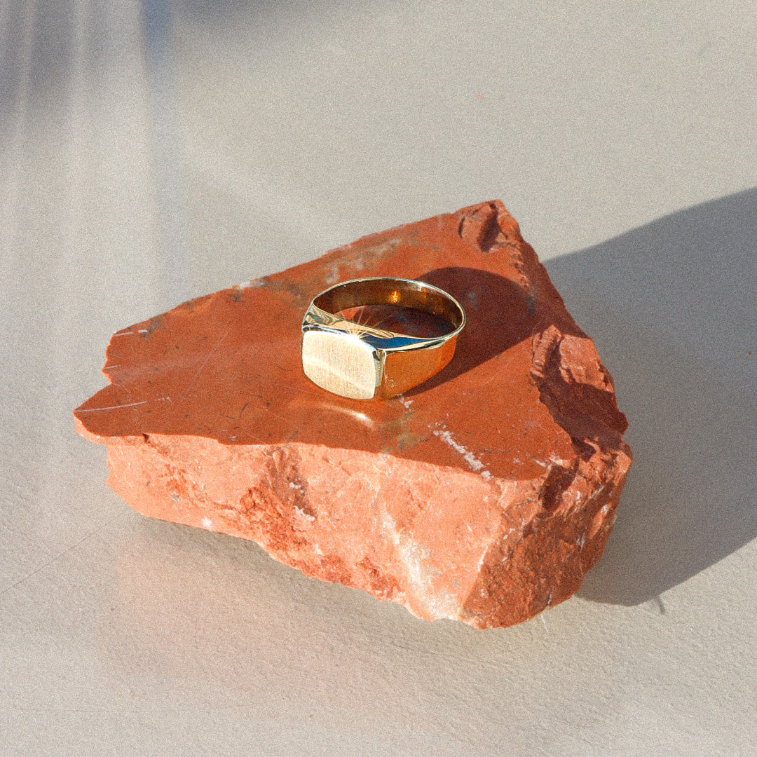 James 9K Yellow Signet Ring